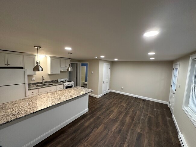 61 River Rd unit 3, Stratham, NH 03885 - photo 6