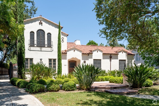 Beautiful spacious homes are common to see in Cal-Tech's neighborhood of Southeast Pasadena.