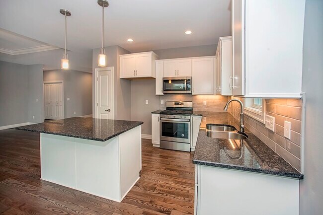 5 Northfield Ln unit 37409149, Lancaster, NY 14086 - photo 7