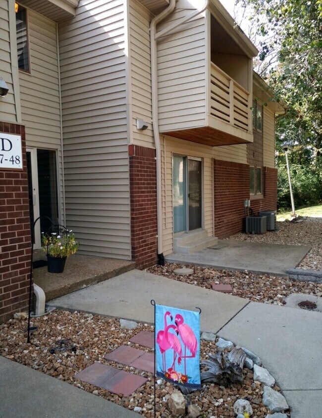 32 Woodglen Apartment, Arnold, MO 63010