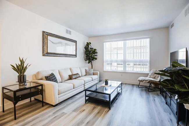 The Portola at Southglenn, Centennial, CO 80122 - photo 6