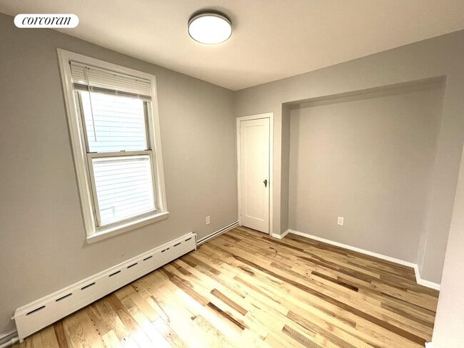 314 Humboldt St, Brooklyn, NY 11211 - photo 6