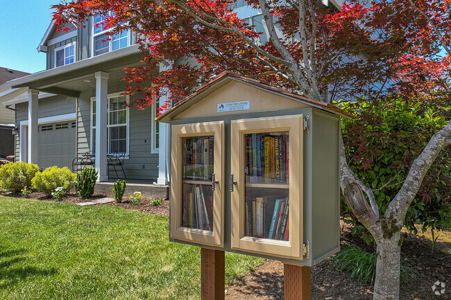 Find a new book at one of the many tiny libraries in South End, Oregon City.