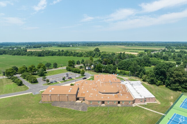 Woodruff Middle School serves students in grades 6-8.