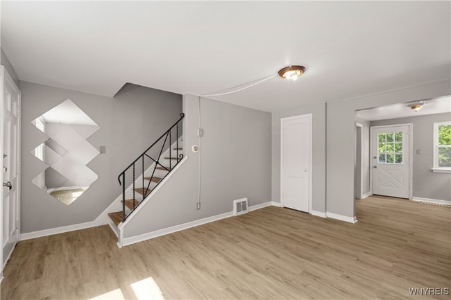 714 Taunton Place, Buffalo, NY 14214 - photo 2