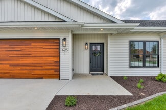 625 Layne Dr Unit 1, West Burlington, IA 52655