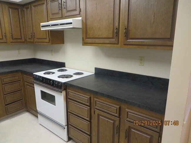 2016 E 10th St, Anderson, IN 46012 - photo 7