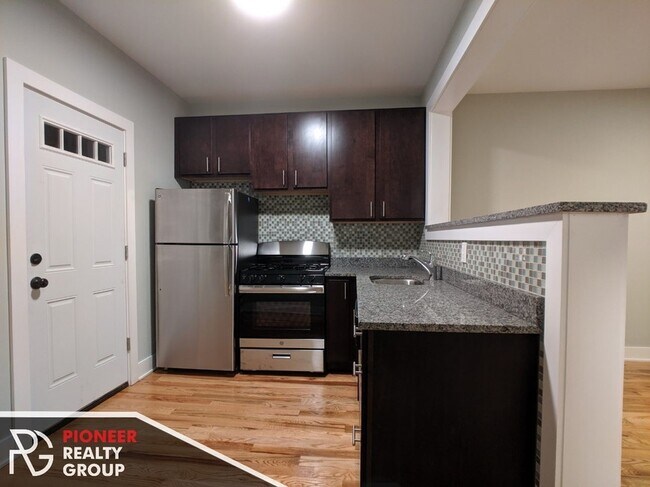 4419 N Wolcott Ave unit 3, Chicago, IL 60640 - photo 3