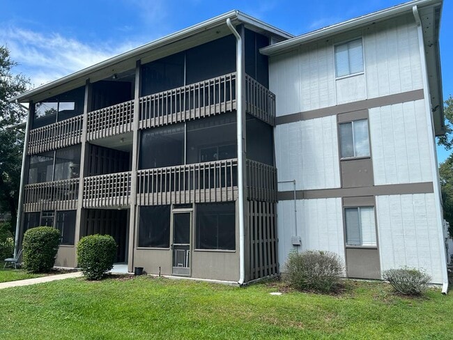 6519 W Newberry Rd unit 907, Gainesville, FL 32605 - photo 4