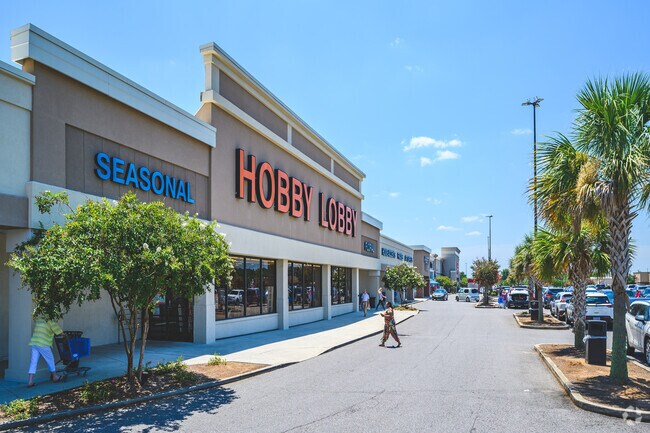 Westwood Plaza offers Thornhill residents many different shopping options.