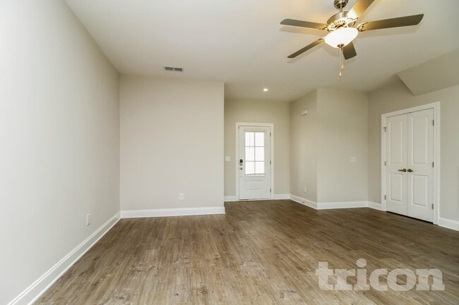 121 Dimaggio Dr, Springfield, TN 37172 - photo 3