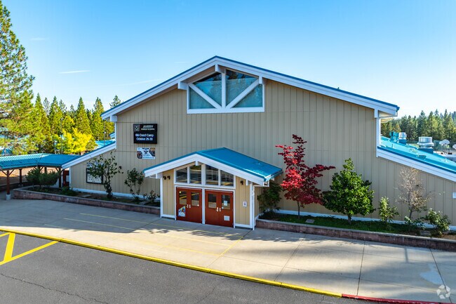 Avery Middle School near Arnold offers snow sports trips to Bear Valley.