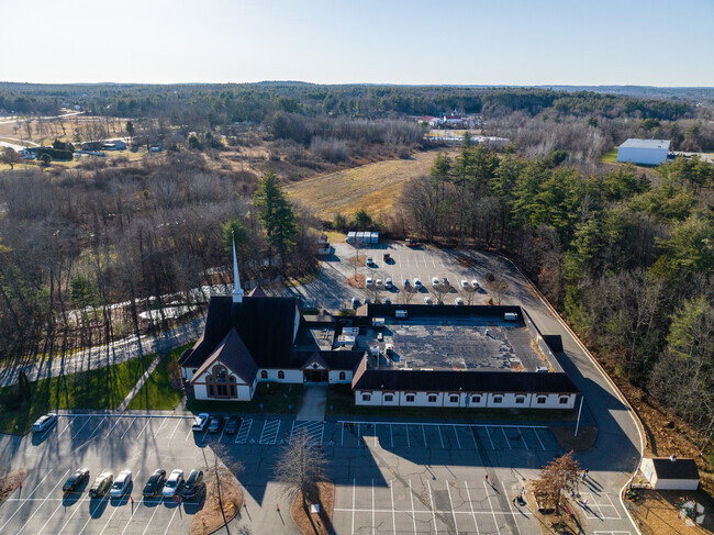 St. Francis of Assisi in Litchfield, NH serves grades K-6.