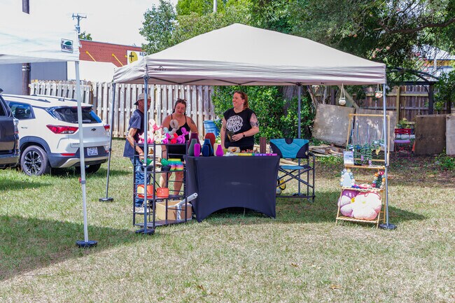 Pop-up markets on Castle Street offer local art to Forest Hills North.