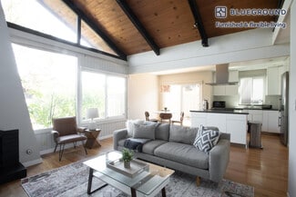 15 Cassandra Way, Mountain View, CA 94043