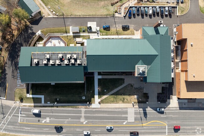 Bayless Junior High School in St. Louis, MO, serves students in grades 7th and 8th.