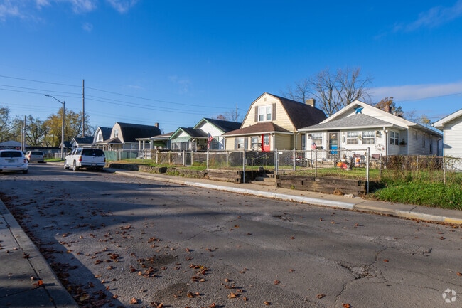 Most residential areas of Near Southeast have homes that are situated close to one another.