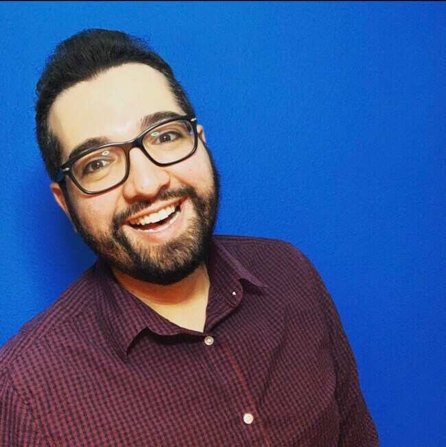 Agent Photo