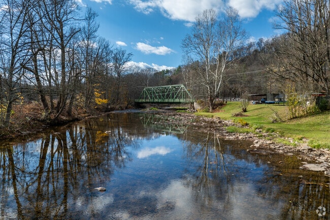 Many of the houses in Anthony are along the creeks.