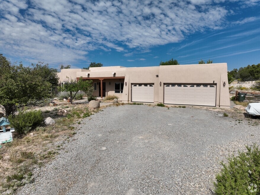 9 Jordan Ct, Sandia Park, NM 87047 - photo 2