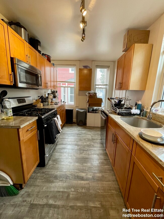 5 Murdock Terrace, Boston, MA 02135
