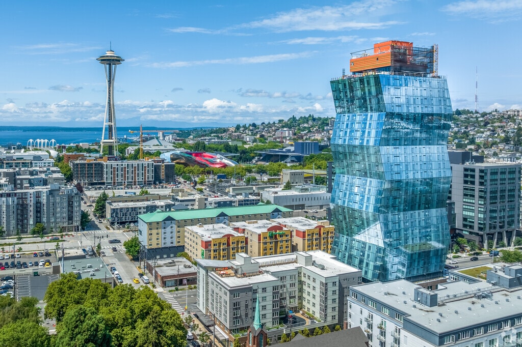 About Denny Triangle Schools, Demographics, Things to Do