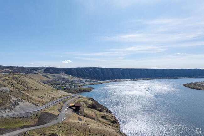 There is lots of outdoor recreation near the town of Quincy.