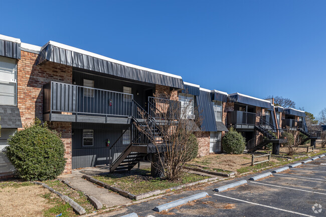 Southbrooke Apartments - 8201 Highway 271 S, Fort Smith, AR | Homes.com