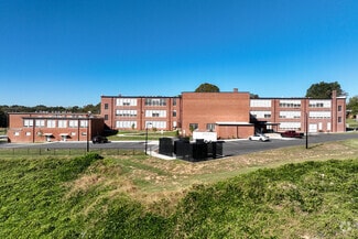 403 Dillard School Dr, Yanceyville, NC 27379