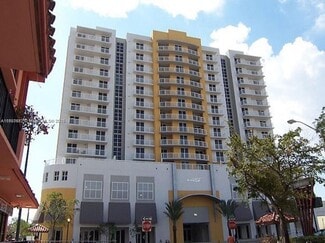900 SW 8th St, Miami, FL 33130