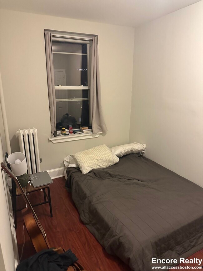 70 Joy St unit 22, Boston, MA 02114 - photo 5