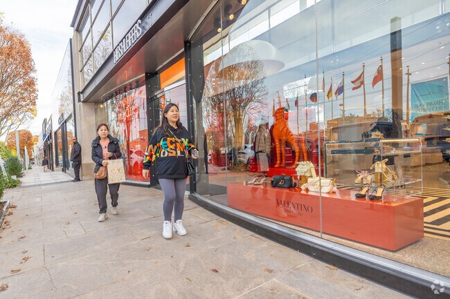 Residents of Glenwood Landing have quick access to luxury shopping in the Americana.