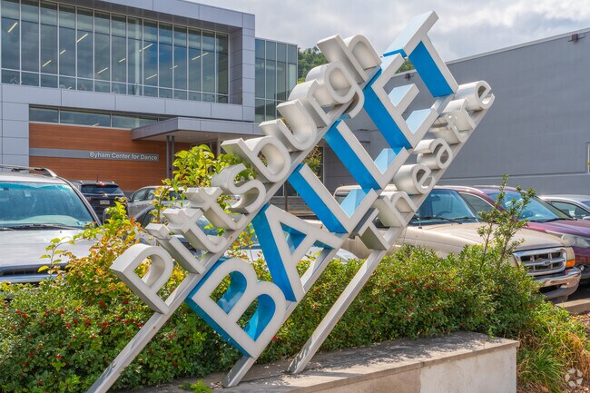 Polish Hill residents attend ballet dance classes at the famous Pittsburgh Ballet Theater.