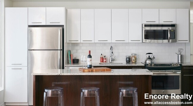 85 Seaport Blvd unit PH1503, Boston, MA 02210 - photo 2