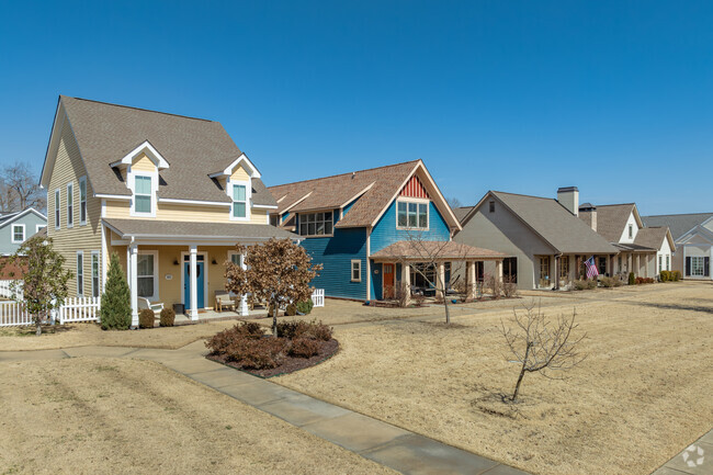 The most sought-after homes in Searcy are those close to Searcy Country Club and the university.