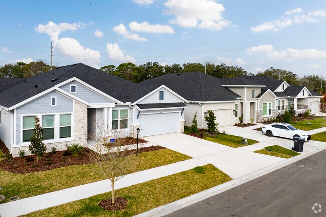 There are a few new construction, gated communities being built in Lake Magdalene.