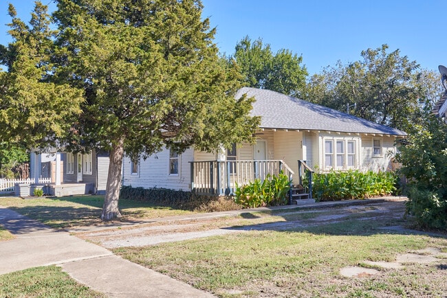 422 E Eufaula St, Norman, OK 73071 - photo 2