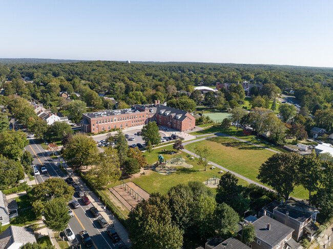 Sag Harbor Elementary School is located in Sag Harbor.