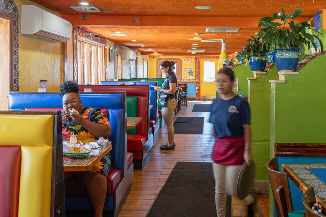 Casa Vallarta is a favorite amongst locals of Teaticket.