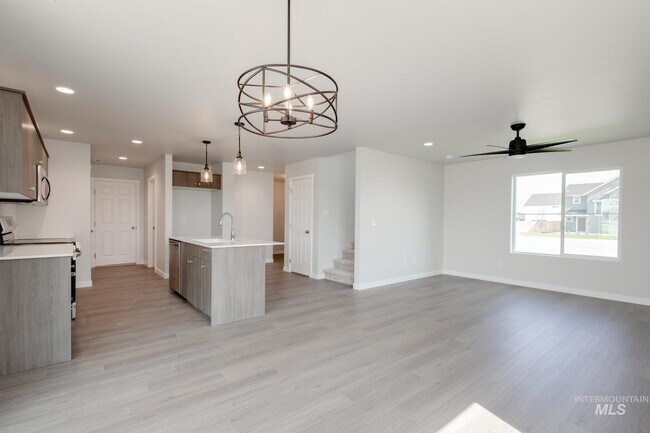 1436 Long Pond St, Middleton, ID 83644 - photo 5