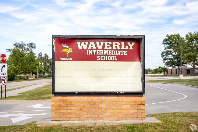 Waverly Intermediate School offers a Gifted & Talented program.