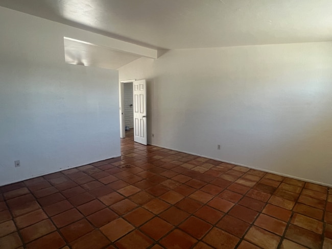 7410 N Patriot Dr, Tucson, AZ 85741 - photo 2