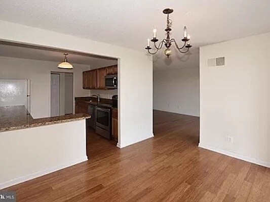 Idylwood Towers unit 602, Falls Church, VA 22043 - photo 3