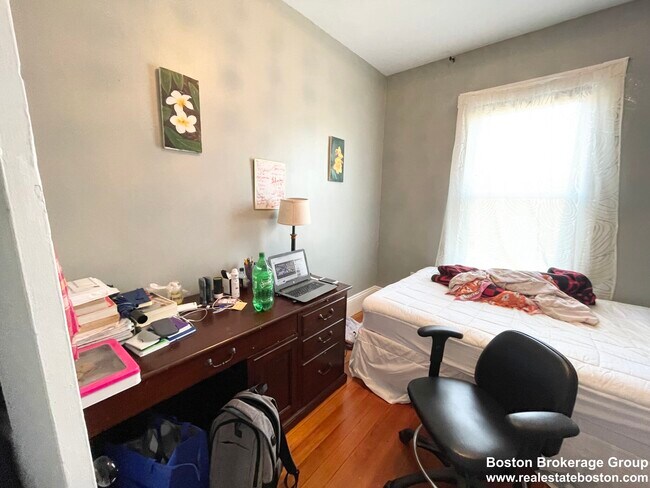 797 Columbia Rd unit 3, Dorchester, MA 02125 - photo 6