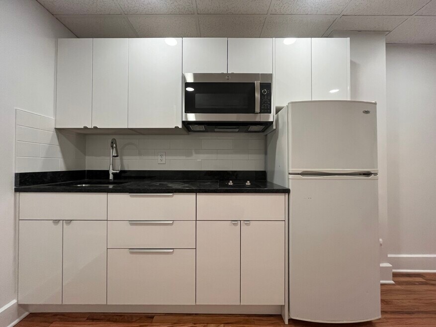 501 Beacon St unit C, Boston, MA 02215 - photo 1