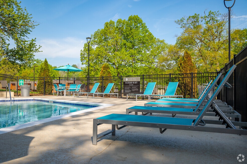 Nob Hill Apartment Homes