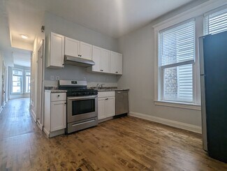 3542 N Halsted St Unit 3, Chicago, IL 60657