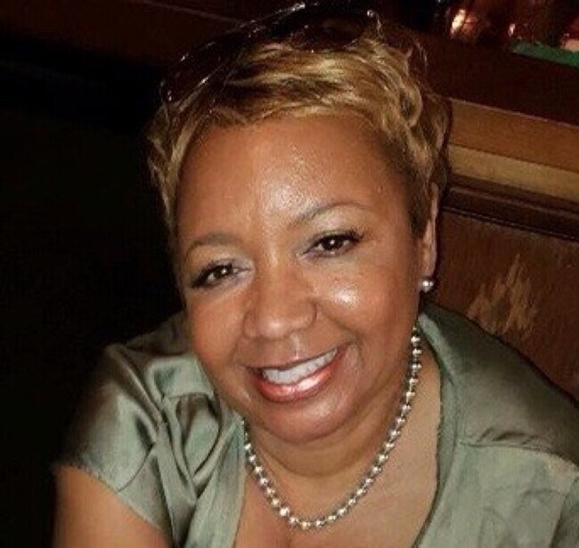 Kelli Harris Robinson