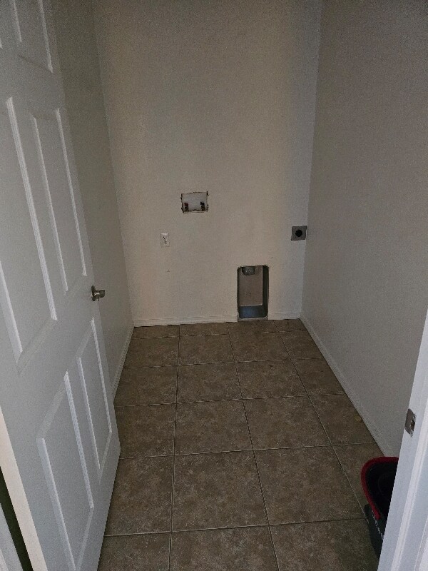 63050 E 285 Ct unit D, Grove, OK 74344 - photo 5