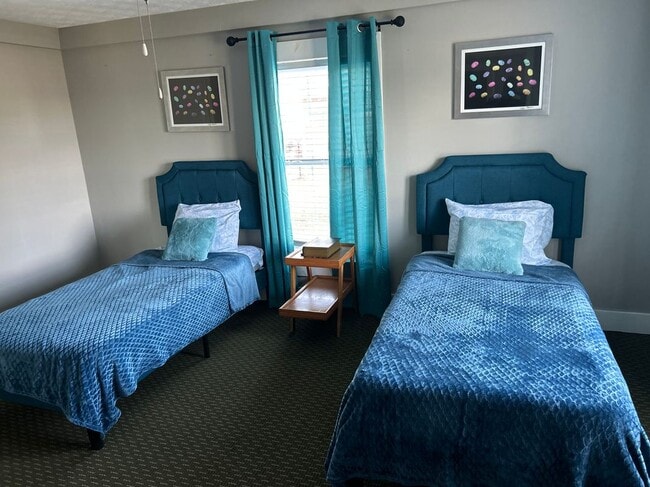 707 E Mcintosh Rd, Griffin, GA 30223 - photo 7